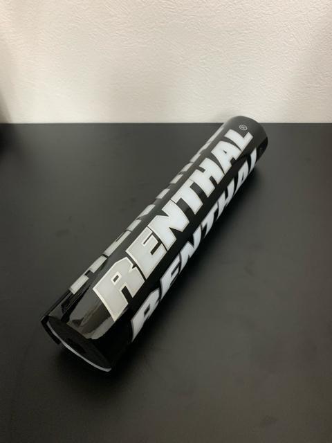 RENTHAL タンデムバーカバー バイク 旧車 チャンプロード 昭和レトロ レンサル デコ ドレスアップ < 自動車/バイク RENTHAL タンデムバーカバー バイク 旧車 チャンプロード 昭和レトロ レンサル デコ ドレスアップ < 自動車/バイク