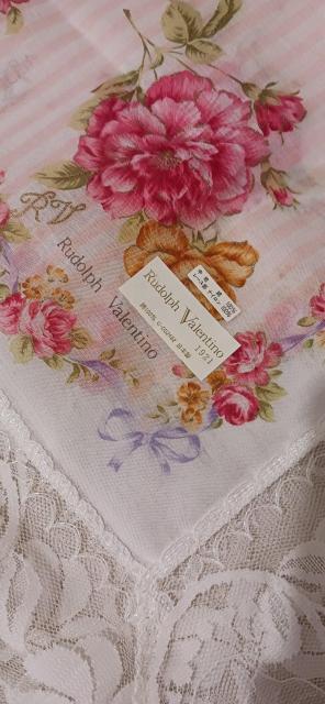 花柄レース 大判ハンカチ ピンク ローズ マルチカラー < 女性ファッション 花柄レース 大判ハンカチ ピンク ローズ マルチカラー < 女性ファッションの