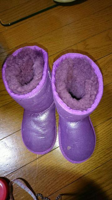 キッズ☆UGG/ アグ☆パープル ラメ ムートンブーツ 14、5a < キッズ/ベビー  キッズ☆UGG/ アグ☆パープル ラメ ムートンブーツ 14、5a < キッズ/ベビーの