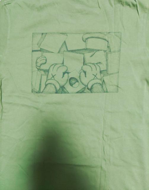 UNIQLOKAWS初期カウズサイズMTシャツ < ブランド UNIQLOKAWS初期カウズサイズMTシャツ < ブランドの