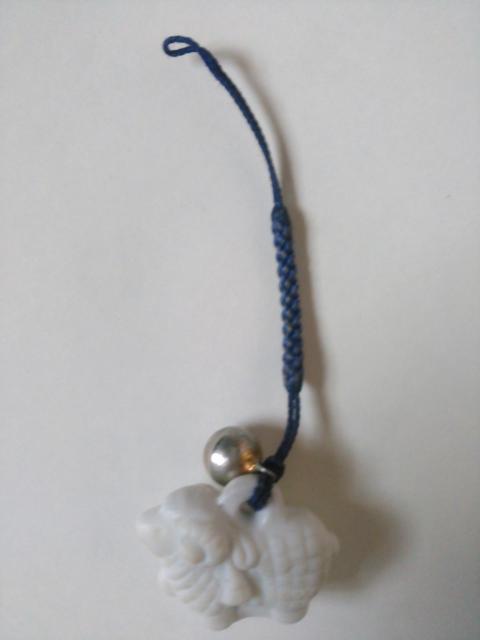 中古品 携帯ストラップ 未 ひつじ 陶器製 < 家電/AV  中古品 携帯ストラップ 未 ひつじ 陶器製  < 家電/AVの
