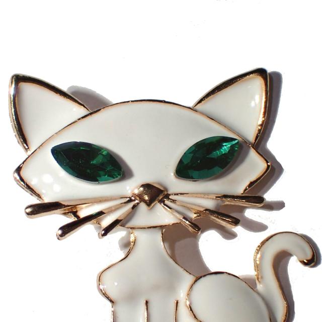 白猫 猫 シロネコ ネコ ねこ 緑色 ラインストーン ブローチ ピンブローチ バッチ ピンバッジ コサージュ ラペルピン 安全ピン < 女性アクセサリー/時計  白猫 猫 シロネコ ネコ ねこ 緑色 ラインストーン ブローチ ピンブローチ バッチ ピンバッジ コサージュ ラペルピン 安全ピン < 女性アクセサリー/時計の