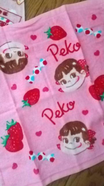 不二家ミルキー!ペコちゃん!フェイスタオルandハンドタオル!セット!新品! < インテリア/ライフ  不二家ミルキー!ペコちゃん!フェイスタオルandハンドタオル!セット!新品! < インテリア/ライフの