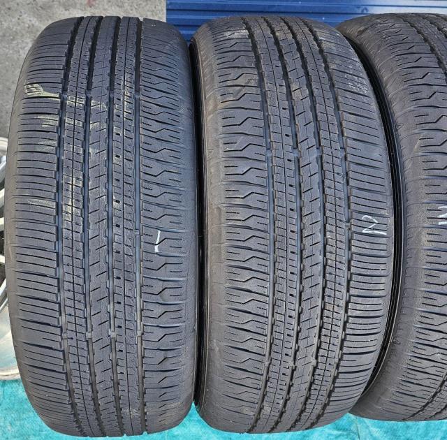 【極上美品】トヨタ RAV4 アドベンチャー 純正 19インチ7.5J +40 PCD114.3タイヤ付き4本セツトダンロップ < 自動車/バイク 【極上美品】トヨタ RAV4 アドベンチャー 純正 19インチ7.5J +40 PCD114.3タイヤ付き4本セツトダンロップ < 自動車/バイク