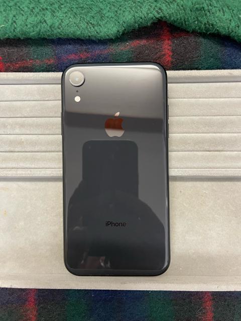 iPhone XR 64GB ブラック SIMフリー バッテリー80% 動作良好 Apple iPhone ブラック SIMフリー < 家電/AV iPhone XR 64GB ブラック SIMフリー バッテリー80% 動作良好 Apple iPhone ブラック SIMフリー < 家電/AVの