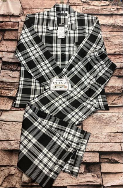 【暮都路樹】片面起毛で快眠& 先染め綾織りで着心地抜群!人気のモノトーンチェックメンズパジャマ(画像から)1組 < 男性ファッション 【暮都路樹】片面起毛で快眠& 先染め綾織りで着心地抜群!人気のモノトーンチェックメンズパジャマ(画像から)1組 < 男性ファッションの