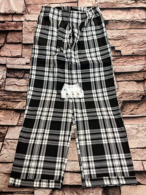 【暮都路樹】片面起毛で快眠& 先染め綾織りで着心地抜群!人気のモノトーンチェックメンズパジャマ(画像から)1組 < 男性ファッション 【暮都路樹】片面起毛で快眠& 先染め綾織りで着心地抜群!人気のモノトーンチェックメンズパジャマ(画像から)1組 < 男性ファッションの