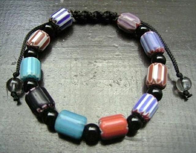 シェブロンビーズxオニキス紐編みブレスレット < 女性アクセサリー/時計  シェブロンビーズxオニキス紐編みブレスレット  < 女性アクセサリー/時計の