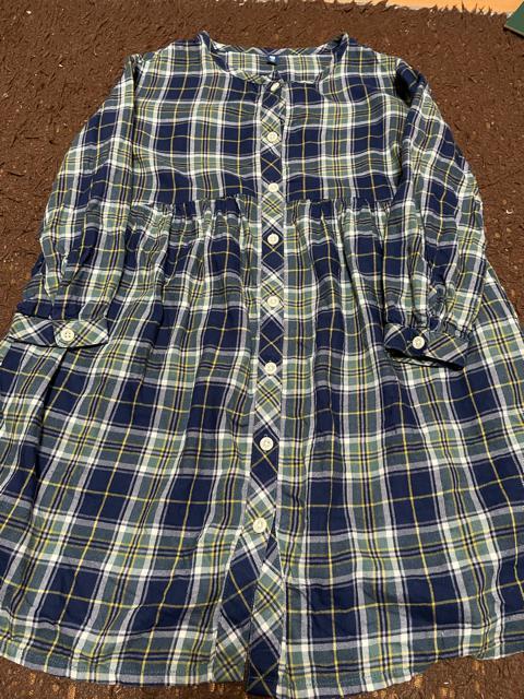 UNIQLOキッズ シャツワンピ 120 < ブランド  UNIQLOキッズ シャツワンピ 120  < ブランドの