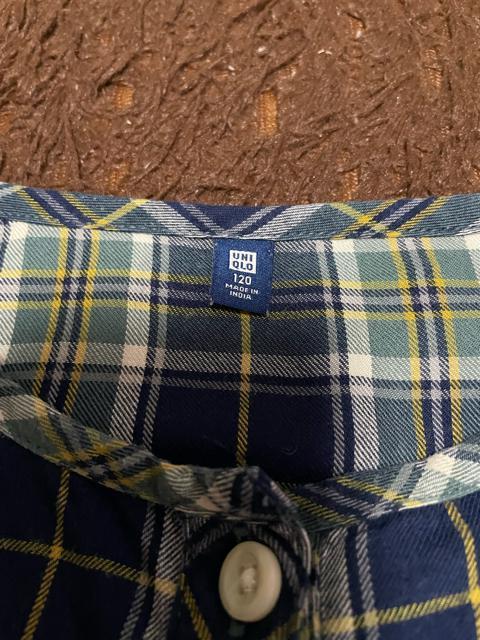 UNIQLOキッズ シャツワンピ 120 < ブランド  UNIQLOキッズ シャツワンピ 120 < ブランドの