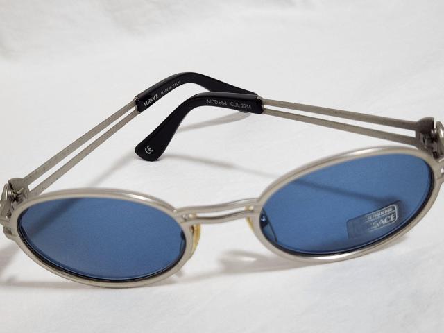 正規未レア ヴェルサーチ クラシックオールド メデューサロゴ ラウンドサングラス 青黒系 マットメタルツーフレームアイウェア 眼鏡 < ブランド  正規未レア ヴェルサーチ クラシックオールド メデューサロゴ ラウンドサングラス 青黒系 マットメタルツーフレームアイウェア 眼鏡 < ブランドの