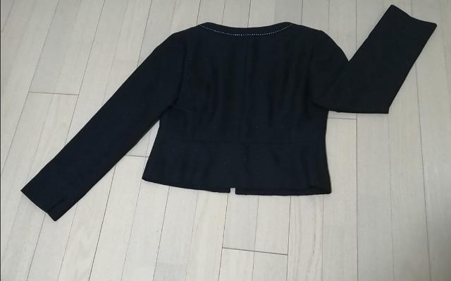 送料180円★特価★新品未使用タグ付きジャケットノーカラー小顔効果紺入学卒業入園式卒園式通勤オフィス会社フォーマルデート大活躍 < 女性ファッション  送料180円★特価★新品未使用タグ付きジャケットノーカラー小顔効果紺入学卒業入園式卒園式通勤オフィス会社フォーマルデート大活躍 < 女性ファッションの