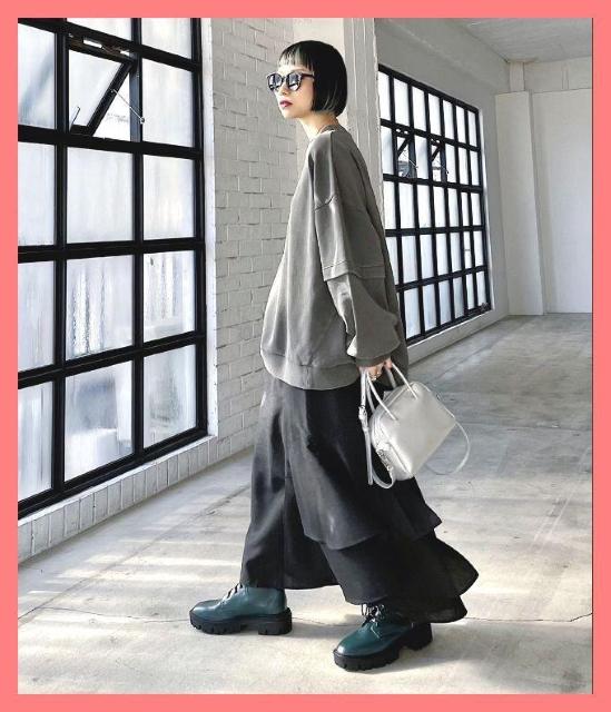 y[W{[Cihό`AVttAOXJ[g  uh 