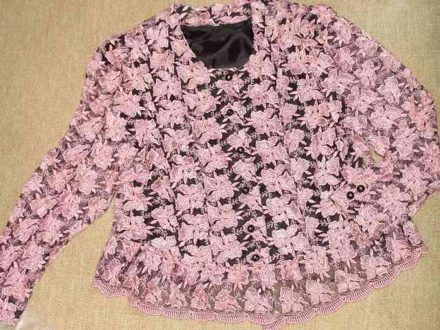 総フラワー刺繍模様*長袖ジャケット(ピンク×ブラック) < 女性ファッション  総フラワー刺繍模様*長袖ジャケット(ピンク×ブラック)  < 女性ファッションの