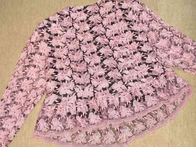 総フラワー刺繍模様*長袖ジャケット(ピンク×ブラック) < 女性ファッション  総フラワー刺繍模様*長袖ジャケット(ピンク×ブラック) < 女性ファッションの