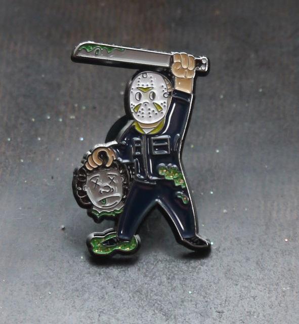 新品 13日の金曜日 ジェイソン ピンブローチ ピンバッチ < ホビー  新品 13日の金曜日 ジェイソン ピンブローチ ピンバッチ  < ホビーの