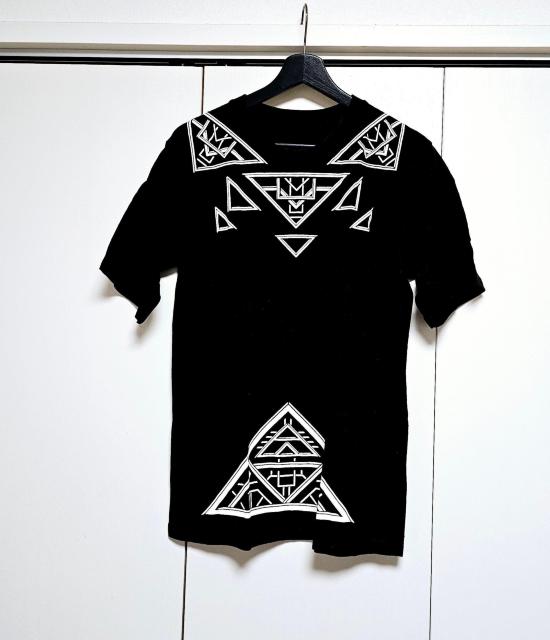 (11) 倖田來未 2016 BEST SINGLE COLLECTION Tシャツ 黒 S < タレントグッズ  (11) 倖田來未 2016 BEST SINGLE COLLECTION Tシャツ 黒 S  < タレントグッズの