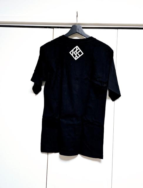 (11) 倖田來未 2016 BEST SINGLE COLLECTION Tシャツ 黒 S < タレントグッズ  (11) 倖田來未 2016 BEST SINGLE COLLECTION Tシャツ 黒 S < タレントグッズの