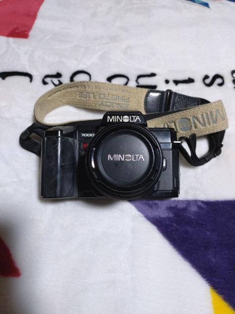 ミノルタ α7000 フィルムカメラ レンズ付き 難あり < 家電/AV  ミノルタ α7000 フィルムカメラ レンズ付き 難あり  < 家電/AVの