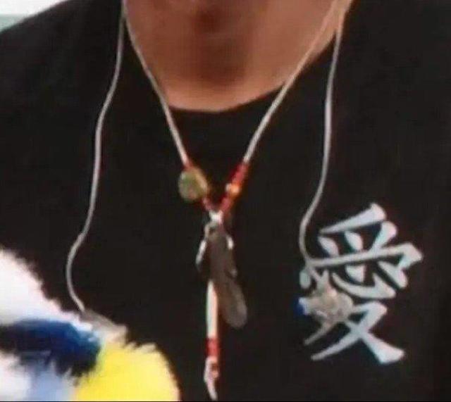 長瀬智也★フェザー★天然ターコイズ★ホワイトハーツ★ビーズネックレス★新品未着用 < 男性アクセサリー/時計 長瀬智也★フェザー★天然ターコイズ★ホワイトハーツ★ビーズネックレス★新品未着用 < 男性アクセサリー/時計の