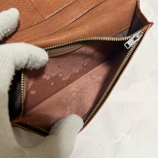 【訳あり】 Valentino Garavani 本革 レザー 長財布 ブラウン 二つ折り 小銭入れあり ヴァレンティノ < ブランド 【訳あり】 Valentino Garavani 本革 レザー 長財布 ブラウン 二つ折り 小銭入れあり ヴァレンティノ < ブランドの