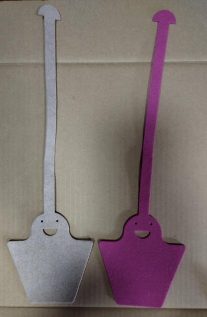 カワイイ オバケちゃんの フエルトの タグ4色 ピンク グレー ベージュ オレンジ お花  バック プレゼントに < 女性ファッション  カワイイ オバケちゃんの フエルトの タグ4色 ピンク グレー ベージュ オレンジ お花  バック プレゼントに < 女性ファッションの
