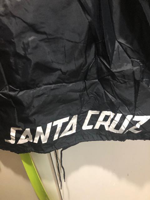 サンタクルーズ ブルゾン SANTA CRUZ コーチジャケット Sサイズ ブラック < ブランド  サンタクルーズ ブルゾン SANTA CRUZ コーチジャケット Sサイズ ブラック < ブランドの