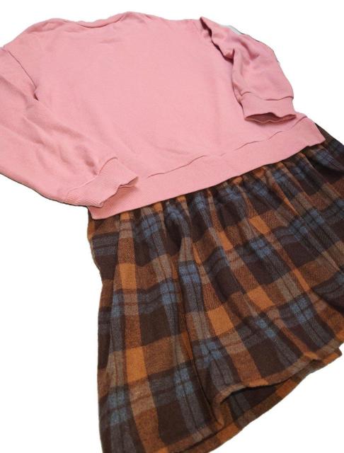美品★130サイズ★ワンピース★膝丈スカート★かわいい★子供用秋冬物★スッポリ簡単★女の子★フレアスカート★送料無料 < キッズ/ベビー 美品★130サイズ★ワンピース★膝丈スカート★かわいい★子供用秋冬物★スッポリ簡単★女の子★フレアスカート★送料無料 < キッズ/ベビーの