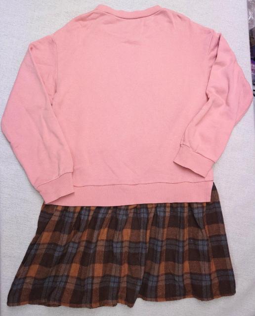 美品★130サイズ★ワンピース★膝丈スカート★かわいい★子供用秋冬物★スッポリ簡単★女の子★フレアスカート★送料無料 < キッズ/ベビー 美品★130サイズ★ワンピース★膝丈スカート★かわいい★子供用秋冬物★スッポリ簡単★女の子★フレアスカート★送料無料 < キッズ/ベビーの