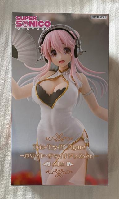 ���[�ρ[���Ɏq Trio-Try-iT Figure �z���C�g�E�`���C�i�h���Xver.  �� �A�j��/�R�~�b�N/�L�����N�^�[�� 