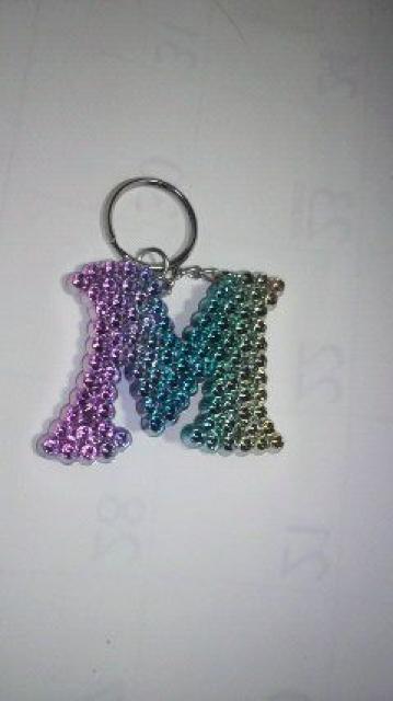 英文字 M キラキラ キーホルダー 新品 < 女性ファッション  英文字 M キラキラ キーホルダー 新品  < 女性ファッションの