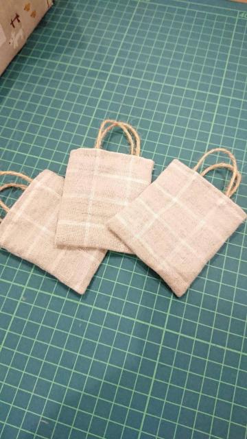 ハンドメイドミニミニバック < 女性ファッション  ハンドメイドミニミニバック  < 女性ファッションの