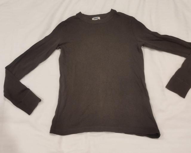 ZUCCA カーキー バックロゴプリント長袖Tシャツ 1990年代ビンテージ < ブランド  ZUCCA カーキー バックロゴプリント長袖Tシャツ 1990年代ビンテージ  < ブランドの
