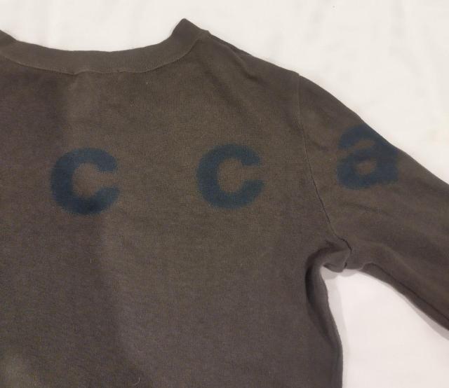 ZUCCA カーキー バックロゴプリント長袖Tシャツ 1990年代ビンテージ < ブランド  ZUCCA カーキー バックロゴプリント長袖Tシャツ 1990年代ビンテージ < ブランドの