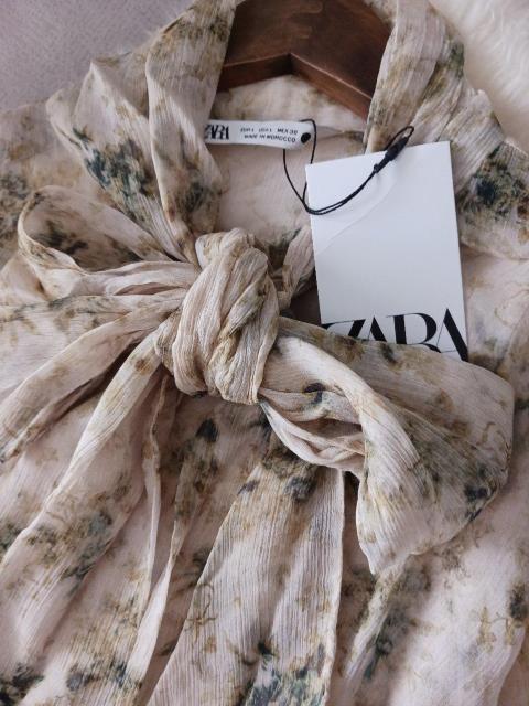 ZARAブラウス★秋色フラワーのシフォンブラウス/新品♪ < ブランド  ZARAブラウス★秋色フラワーのシフォンブラウス/新品♪ < ブランドの