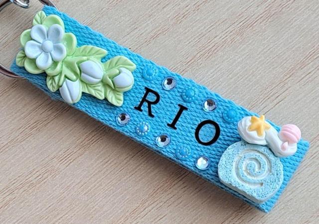 NiziU RIO ���I�@�L�[�z���_�[�@���C�g�u���[ �� �^�����g�O�b�Y�� 