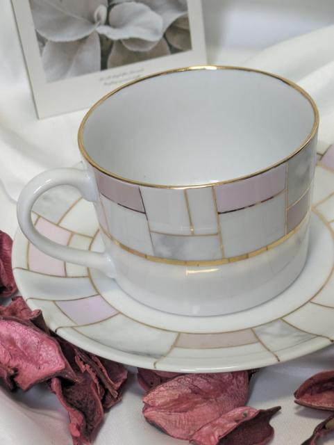 大人の女性らしいカップ&ソーサー(売り尽くしSALE) < インテリア/ライフ 大人の女性らしいカップ&ソーサー(売り尽くしSALE) < インテリア/ライフの