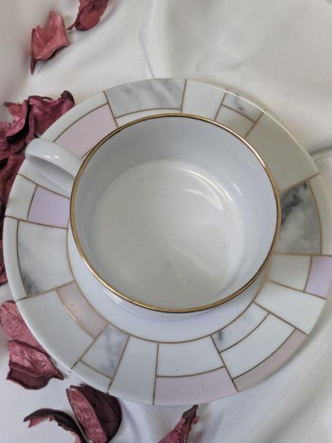 大人の女性らしいカップ&ソーサー(売り尽くしSALE) < インテリア/ライフ 大人の女性らしいカップ&ソーサー(売り尽くしSALE) < インテリア/ライフの