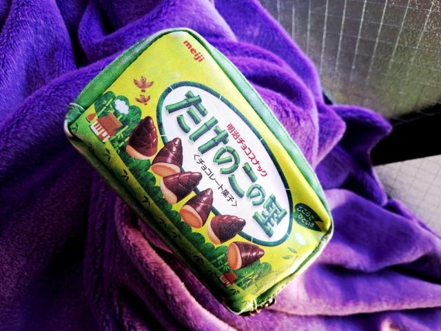 �񔄕i�󏭐l�C���G���t�^���������̂��̎R�������̂��̗���A��2�w�|�[�`�����[��~�g���x���~�R�X���|�[�`�Ɂ��{����������`���[���t�� �� �z�r�[�� 