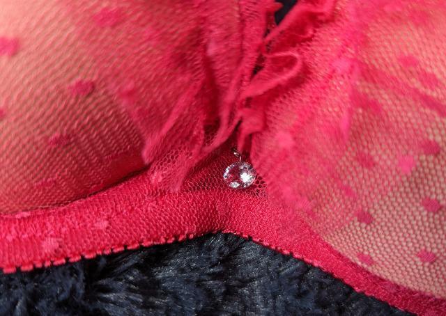 C70★SHAKE BODY★透けレース★2wayセクシーブラジャー★送料無料 < 女性ファッション  C70★SHAKE BODY★透けレース★2wayセクシーブラジャー★送料無料 < 女性ファッションの