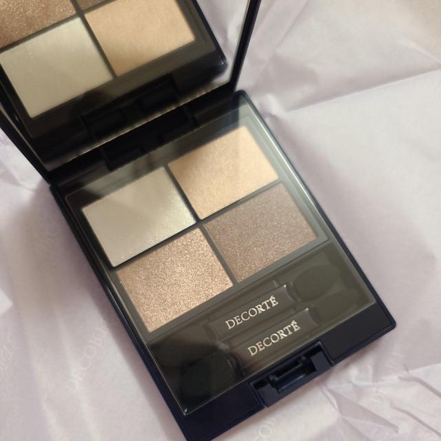 【限定コフレ☆】コスメデコルテ ウィンターダルズコレクション < ブランド 【限定コフレ☆】コスメデコルテ ウィンターダルズコレクション < ブランドの