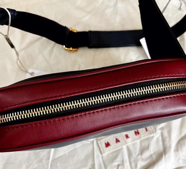 [������������] MARNI �}���j �V�i ���U�[�E�G�X�g�o�b�O �������K�i �� �����t�@�b�V������ 