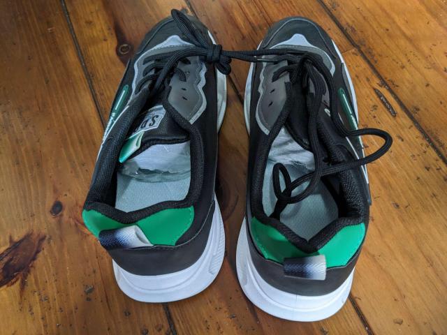 新品 26cm スニーカー ブラック グリーン メンズ 高品質 靴 シューズ < 男性ファッション  新品 26cm スニーカー ブラック グリーン メンズ 高品質 靴 シューズ < 男性ファッションの