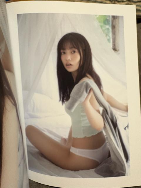 タンス整理品 おまとめOK タレントグッズ 元乃木坂46 斉藤優里さん写真集 送料込み < タレントグッズ  タンス整理品 おまとめOK タレントグッズ 元乃木坂46 斉藤優里さん写真集 送料込み < タレントグッズの
