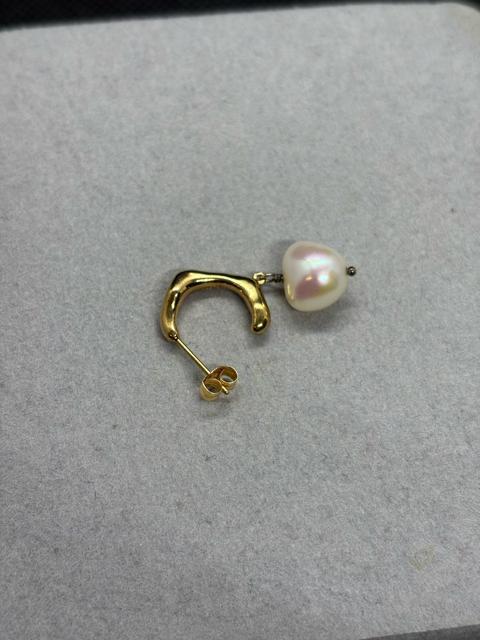 ete エテ K18 ゴールド 925 シルバー パール フープピアス 片耳のみ < ブランド ete エテ K18 ゴールド 925 シルバー パール フープピアス 片耳のみ < ブランドの