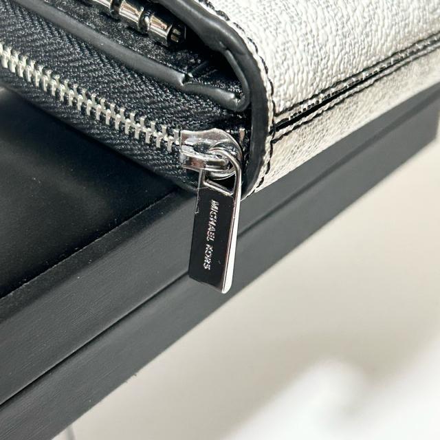 ���g�p�i MICHAEL KORS �}�C�P���R�[�X MK�� PVC ���U�[ �R�C���P�[�X �R�C���p�[�X �L�[�P�[�X ���K���� �� �u�����h�� 