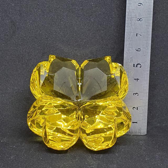 新品*アクリルアイス*四つ葉のクローバー*クリスタル*フィギュア*イエロー < インテリア/ライフ 新品*アクリルアイス*四つ葉のクローバー*クリスタル*フィギュア*イエロー < インテリア/ライフの