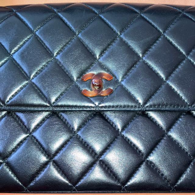 CHANEL シャネル キルティング ショルダーバッグ 黒 希少鼈甲風チェーン ワンショルダーハンドバッグ < ブランド CHANEL シャネル キルティング ショルダーバッグ 黒 希少鼈甲風チェーン ワンショルダーハンドバッグ < ブランドの