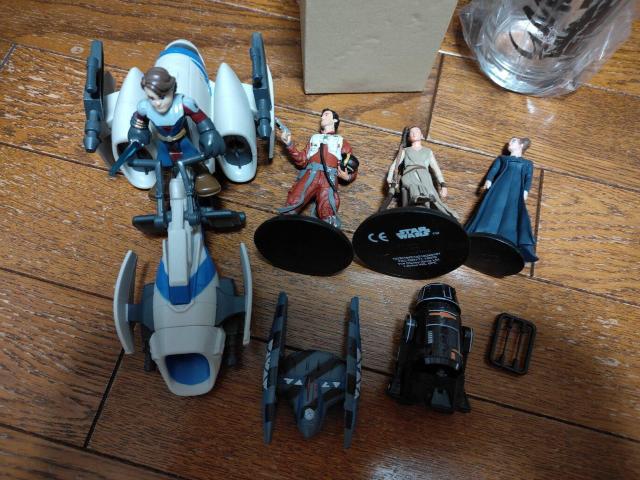 HASBRO ハズブロ スターウォーズ STARWARS ライトセーバー フィギュア < アニメ/コミック/キャラクター  HASBRO ハズブロ スターウォーズ STARWARS ライトセーバー フィギュア < アニメ/コミック/キャラクターの