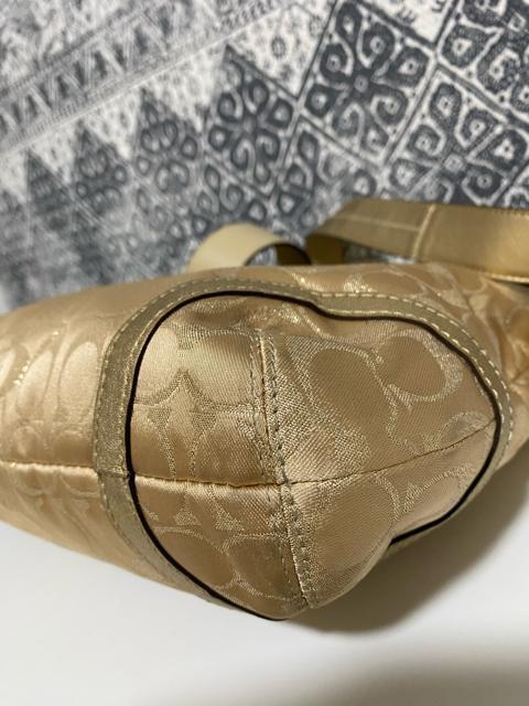【美品】COACH コーチ F12852 シグネチャー ショルダーバッグ 肩掛け < ブランド  【美品】COACH コーチ F12852 シグネチャー ショルダーバッグ 肩掛け < ブランドの